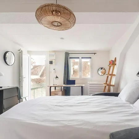 La Parenthese Sous Les Toits 枫丹白露